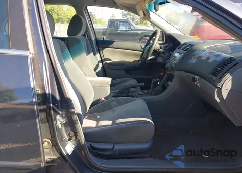 2007 Honda Accord 2.4 Lx z USA, uszkodzony, nr VIN 1HGCM56477A209704